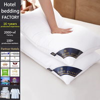Vente en gros d'oreillers de lit de luxe pour hôtel, rembourrés confortables et doux, lit queen size/king size 1200g, oreiller de couchage pour hôtel 5 étoiles