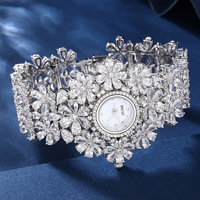 Pulsera de Lujo con Circonitas Cúbicas en Forma de Flor para Mujer, Brazalete de Cobre con Diamantes, Elegante Reloj de Cuarzo para Fiesta o Boda