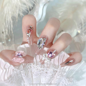 <span class=keywords><strong>Uñas</strong></span> Postizas Dulces de Alta Calidad, Reutilizables, Brillantes, con Forma de Corazón y Diamantes, Hechas a Mano, con Mariposas - Product Image 2
