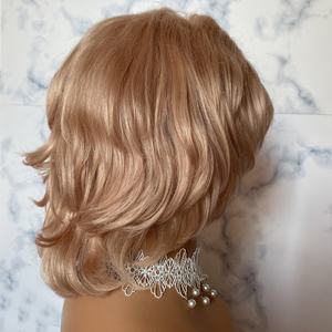 วิกผมสีบลอนด์แอช<span class=keywords><strong>ของ</strong></span><span class=keywords><strong>ผู้หญิง</strong></span>แบบไม่มีกาวสำหรับตัดเป็นวิกผมหยิกสั้นด้านหน้าใสใส่สบาย<span class=keywords><strong>ผม</strong></span>เด็ก<span class=keywords><strong>ผม</strong></span>มนุษย์ - Product Image 3