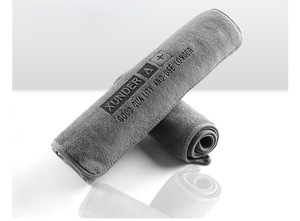 Toalla de Microfibra Coral Velvet de 400G para Lavado de Autos, 30x60cm, con Logotipo Impreso, Limpieza Eficaz con Material de Lujo - Product Image 3