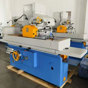 Rectifieuse de surface hydraulique plate automatique de précision avec une bonne rigidité et des composants de roulement de moteur à noyau ajusté à faible bruit - Product Image 4