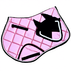 Ensemble d'équipement équestre personnalisé : tapis de selle pour dressage et saut d'obstacles avec bonnet anti-insectes et bottes doublées de fourrure - Product Image 1