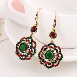 <span class=keywords><strong>Orecchini</strong></span> <span class=keywords><strong>pendenti</strong></span> a goccia lunga con fiore rotondo <span class=keywords><strong>rubino</strong></span> di nuovo moda <span class=keywords><strong>orecchini</strong></span> <span class=keywords><strong>rubino</strong></span> di girasole esagerati - Product Image 4