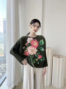 Camiseta Elegante de Manga Larga para Mujer, Estilo Coreano, Casual, Ecológica, Transpirable, Antibolitas, Tejido Plisado, 100% Poliéster - Product Image 2