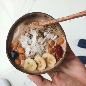 Juego de Regalo Completo de Tazón y Cuchara de Coco Hechos a Mano, 100% Naturales, Orgánicos y Ecológicos, Aptos para Alimentos, para Ensaladas de Frutas y Açaí - Product Image 4