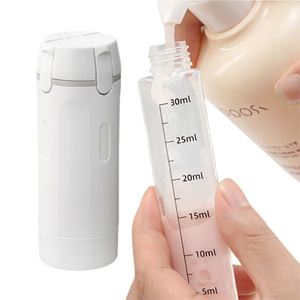 Custom Travel <b>Bottles</b> Green 2 Colors Cosmetics Modern Shampoo Travel <b>Bottles</b> for Outdoor Events - Product Image 1