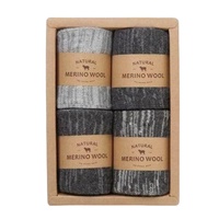Emballage coloré boîtes d'emballage de chaussettes personnalisées boîte de chaussettes de vêtements boîte d'expédition en carton de papier ondulé