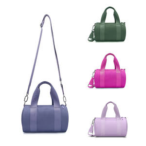 Sac de sport personnalisé avec logo, mini sac de sport, sac de voyage portable, <span class=keywords><strong>petit</strong></span> sac de sport, sac de sport pour la salle de sport, sac de voyage pour le <span class=keywords><strong>week</strong></span>-<span class=keywords><strong>end</strong></span> - Product Image 2