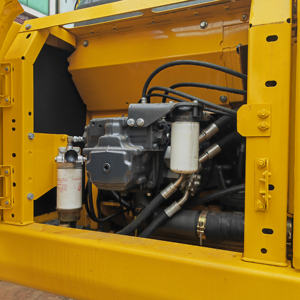 รถขุดไฮดรอลิก Komatsu PC200-8 มือสอง ของแท้จากญี่ปุ่น 20 ตัน รถขุดงานหนัก - Product Image 3