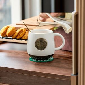 Taza con Forma de Estrella con Tapa y Logotipo Personalizado, Regalo Promocional, Nuevo Diseño 2026 - Product Image 3