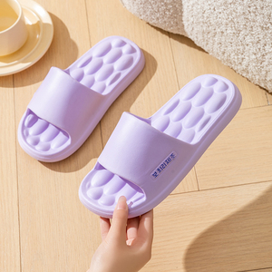 Cómodos toboganes suaves de EVA a la moda para zapatillas para hombres y mujeres, sandalias de baño de masaje antideslizantes ligeras con punta abierta, suma - Product Image 2