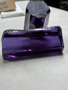 Precio al por mayor: Piedra de circonita cúbica sin cortar de alta calidad, material en bruto de amatista CZ. - Product Image 6
