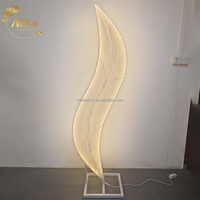 Arche de mariage NIKA avec éclairage LED, arche en métal avec support lumineux chaud pour la décoration d'entrée de fête ou de chemin d'accès