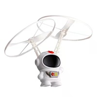 Niños Robot volador juguetes astronauta Mini inducción infrarroja bola voladora avión nave espacial Drone helicóptero juguetes para niños