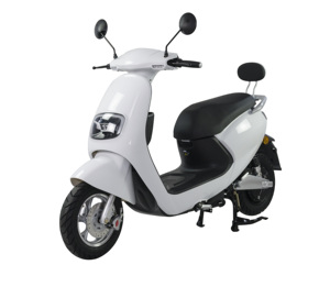 Scooter pour adultes avec une vitesse de 45 km/h et une batterie de 60 V - Pratique pour la conduite en voiture - Scooter à 2 roues pour la mobilité - Product Image 1
