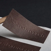 Autocollants d'Emballage Mat Noir Gaufrés 3D en Papier à Texture Spéciale Personnalisés et Auto-adhésifs