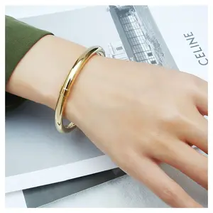 Pulseira empilhável de ouro minimalista para mulheres e homens, pulseira de aço inoxidável banhada a ouro e prata