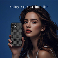 Coque de téléphone carrée en fibre de carbone compatible avec l'iPhone 17/17 Pro/17 Air/16 Pro Max, 16, 15 Pro, 15/14/13