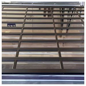 <span class=keywords><strong>Porte</strong></span> de garage <span class=keywords><strong>basculante</strong></span> professionnelle Prima, résistante au vent et à l'eau, sécurisée, avec panneaux sur mesure - Product Image 2