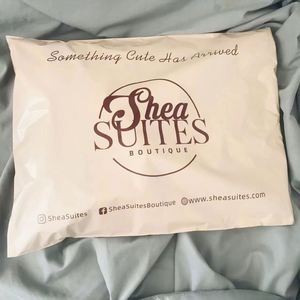 Sacs d'expédition en polyéthylène recyclables avec logo personnalisé pour l'emballage de vêtements et de chaussures, épaisseur 1,5 mil, taille personnalisée - Product Image 4