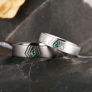 Nhẫn cưới bạc sterling 925 đính đá Emerald xanh tự nhiên, thiết kế tối giản sang trọng, kiểu viền viền, bộ đôi nhẫn đính hôn - Product Image 1