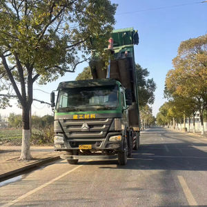 Camión volquete HOWO 8*4 usado, precio económico, excelente rendimiento. Camión volquete HOWO usado en venta, 12 neumáticos. - Product Image 1