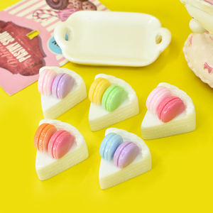 Cabochon en résine en forme de mini macaron de simulation pour maison de poupée miniature, accessoires DIY pour boucles d'oreilles et porte-clés - Product Image 6