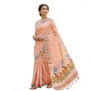 Hermoso y Lujoso Pallu con Borde Tejido Zari y Trabajo Jacquard, Sari de Seda Tradicional - Elegante Diseño Jacqu Sólido - Product Image 1