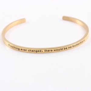 Pulsera de Oro Personalizada de 4 mm con Mensaje Inspirador, Brazalete Grabado Personalizado, Cualquier Idioma, Patrón o Símbolo en el Interior y Exterior, Doble Cara - Product Image 2