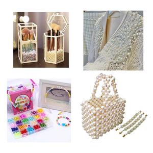 Machine de fabrication de chaînes de perles en <span class=keywords><strong>plastique</strong></span> à prix moyen inférieur par jour Machine de moulage par injection verticale - Product Image 6