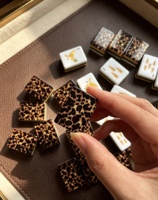 Set Mahjong Amerika Motif Leopard untuk Wanita, 160 Buah dengan Alas, Set Lengkap, Ubin Akrilik Berkilau, Anti Selip, Dapat Disesuaikan