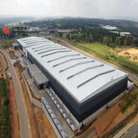 Atelier préfabriqué à grande portée de haute qualité en structure légère en acier pour la construction de hangars métalliques et d'entrepôts