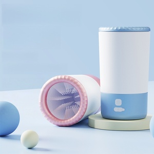 Pulitore <span class=keywords><strong>per</strong></span> Zampe di Cane Portatile, Tazza Lavazampe Automatica <span class=keywords><strong>per</strong></span> <span class=keywords><strong>Cani</strong></span> di Taglia Media/Grande, Materiale ABS, <span class=keywords><strong>per</strong></span> Bagno - Product Image 3