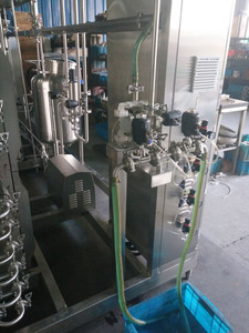 معقم حليب أنبوبي UHT للبيع آلة بسترة-كيلوغرام في الساعة - Product Image 3