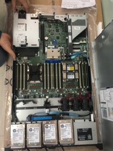 Serveur en rack Proliant DL360 Gen10 1U, processeur Xeon 2,2 GHz, 16 Go de mémoire DDR4, disque dur SSD 4210 1P NC 8SFF, garantie de 3 ans, en stock ! - Product Image 6