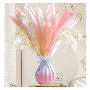 Venta al por Mayor de 40 Piezas de Cajas de Cartón Rosas con Plumas de Pampa Artificiales Simuladas de 43 cm para Decoración - Product Image 1