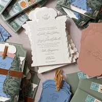 Ensemble de cartes de visite découpées sur mesure avec pompon, invitation, RSVP, menu, impression en héliogravure, papier fantaisie personnalisé, estampage à chaud