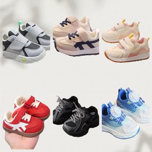 Недорогие оптовые высококачественные подержанные детские туфли, брендовая обувь для детей б/у, сток оптом - Product Image 1