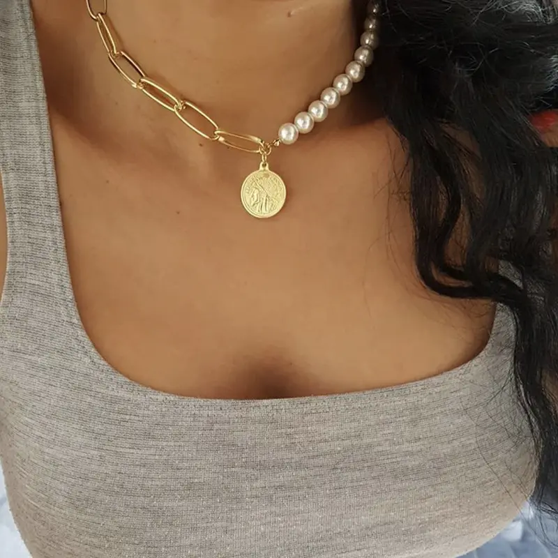 Perlas de imitación chapado en oro de 18k enlace cubano cadena moneda de cobre la clavícula colgante encanto de agua dulce collar de perlas para mujeres