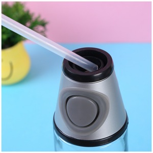 Bouteille d'huile en verre manuelle de cuisine 250ml/500ml avec échelle graduée, distributeur de condiments et récipient de stockage alimentaire - Product Image 4