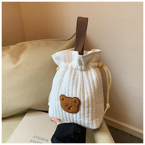 Bolsa de pañales portátil de algodón acolchado con patrón de oso personalizado, tipo saco con cordón, para mamá, para colgar en el cochecito, para llevar a mano - Product Image 4