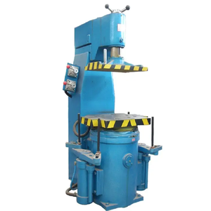 Couvercle <span class=keywords><strong>de</strong></span> trou d'homme <span class=keywords><strong>coulée</strong></span> Z149 machine <span class=keywords><strong>de</strong></span> moulage par compression <span class=keywords><strong>de</strong></span> choc <span class=keywords><strong>de</strong></span> sable vert - Product Image 1