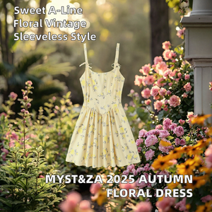เสื้อผ้าผู้หญิง MYST&ZA คอลเลคชั่นฤดูใบไม้ร่วง 2025 สไตล์ฝรั่งเศสหวานซ่อนเปรี้ยว ลายดอกไม้พิมพ์ลายอเนกประสงค์ ชุดเดรสสั้นแบบไม่มีปกผูกโบว์ สายเดี่ยว เป็นมิตรต่อสิ่งแวดล้อม - Product Image 2
