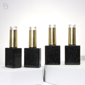 Bouteilles de vernis à ongles vides de 10ml Low <span class=keywords><strong>mo</strong></span> avec brosse Bouteilles de vernis à ongles carrées brillantes noires avec bouchon doré - Product Image 2