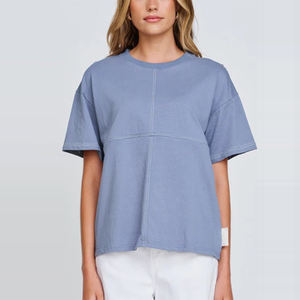 Женская футболка с контрастной панелью - Product Image 2