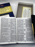 Bible de référence compacte en cuir NKJV, en papier, avec fermeture à pression, présentée dans une boîte, impression de livre