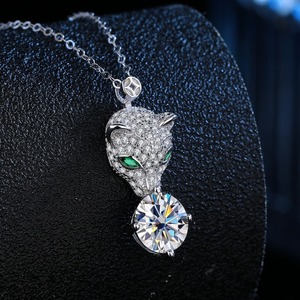 Collana Hiphop Cool Leopard Moissanite in Argento Sterling 925 Placcato Oro 14K con Ciondolo Unisex per Uso Quotidiano - Product Image 1
