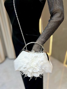 Sac de soirée pour femme 2026, pochette florale en satin, petit sac à main avec fleurs 3D, sac à chaîne détachable, sac à main tendance à poignée supérieure avec motif floral - Product Image 5