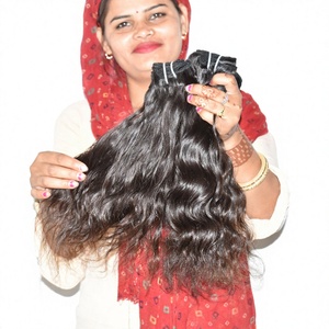 Extensiones de cabello humano 100% cutícula alineada, color negro natural, lisas, en paquete de 32 pulgadas, onduladas, con doble trama a máquina. - Product Image 5